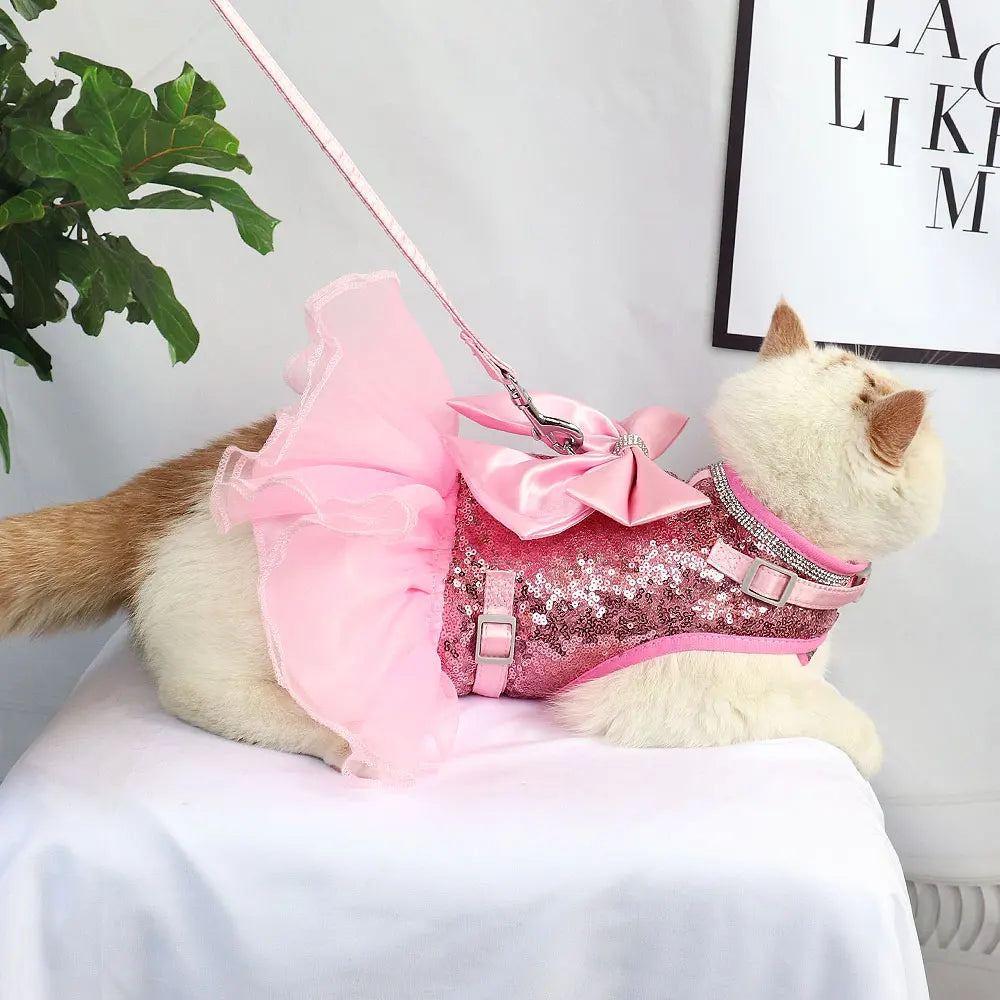 Peitoral Pet Ajustável Tipo Vestido Luxuoso em Paetê